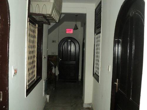 Hotel Milan Continental Delhi  Buitenkant foto