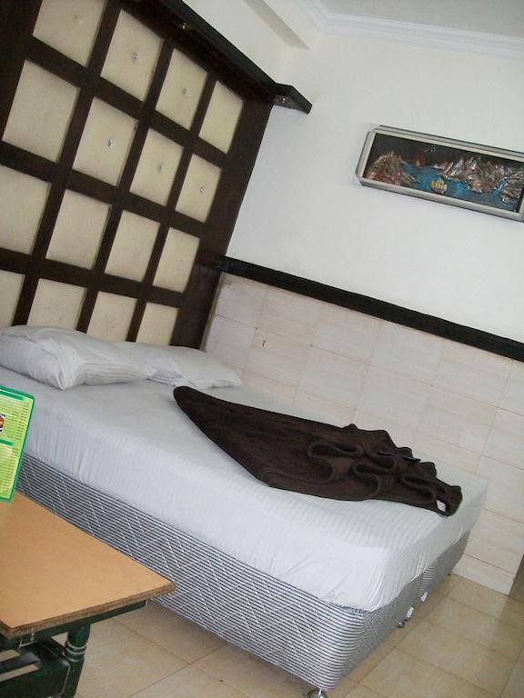 Hotel Milan Continental Delhi  Buitenkant foto